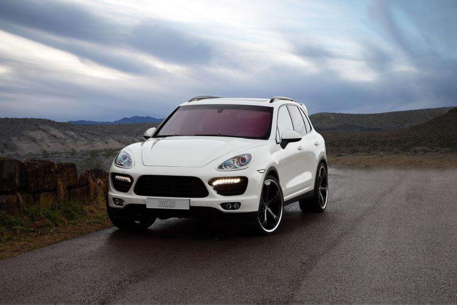  Porsche Cayenne by TechART 2011 года  (фото 8 из 29)